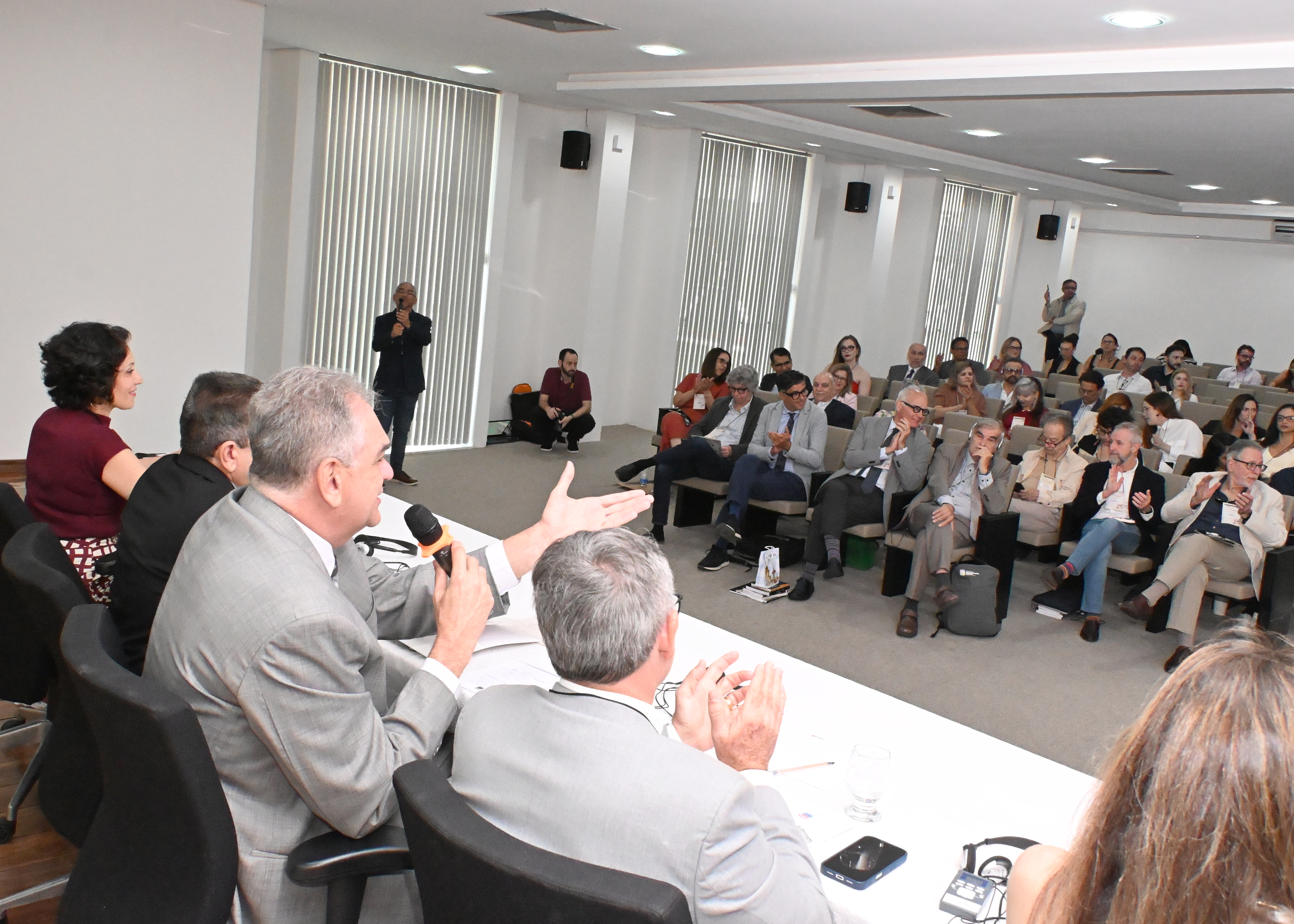 Esma_XV Colóquio Internacional de Direito e Literatura_29_10_2026_(9)