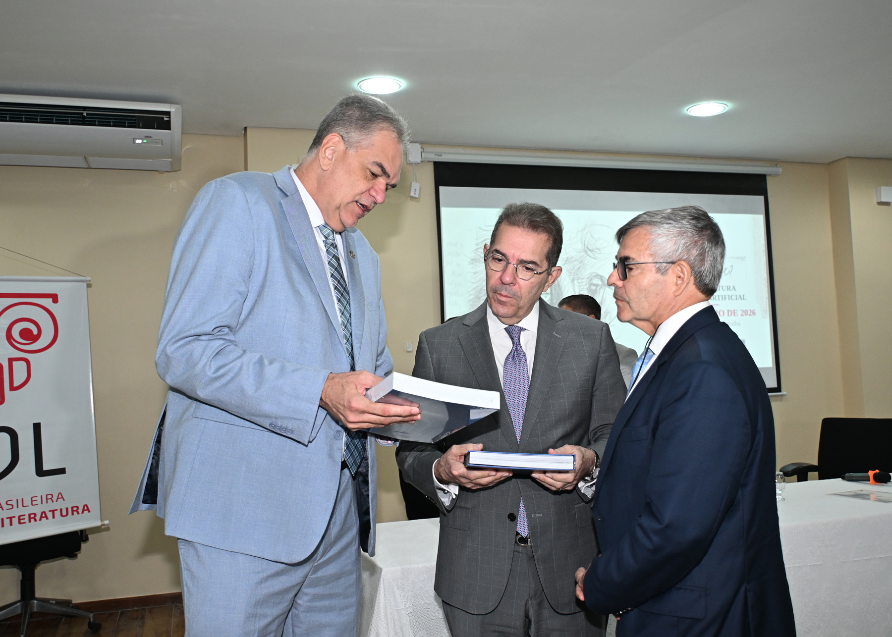 Palestra_ministro Marcelos_Navarro_E-Lanc_livro_30_10_2026_(47)