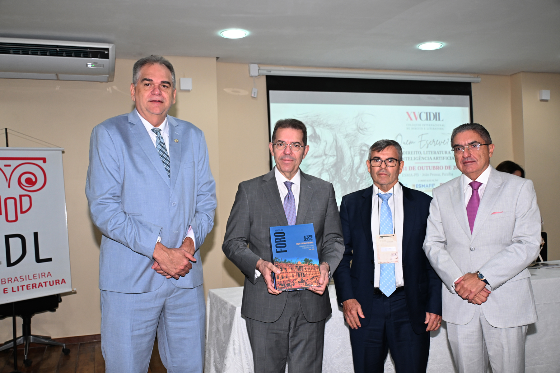 Palestra_ministro Marcelos_Navarro_E-Lanc_livro_30_10_2026_(50)