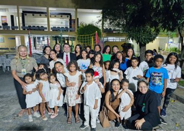 Crianças e adolescentes acolhimentos celebraram o Natal
