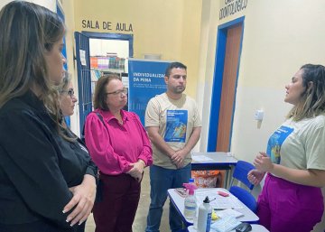 Juíza acompanhando o trabalho no Presídio de Santa Rita