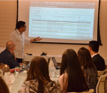 Representantes do TJPB e CNJ apresentam a plataforma SEEU a equipe do Ministério Público / Fotos: Ednaldo Araújo / TJPB