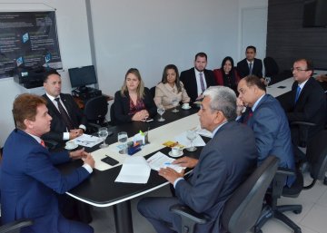 Representantes da OAB de Campina Grande discutem parcerias durante audiência com presidente do TJ