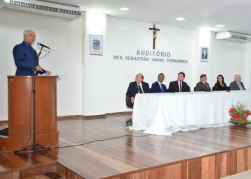Esma comemora 36 anos com outorga de medalha, entrega de certificados e lançamentos de obras literárias / Fotos: Ednaldo Araújo
