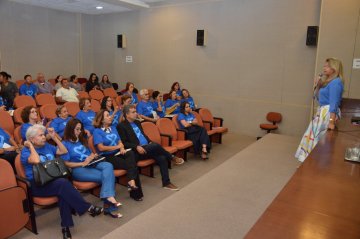 Justiça Azul: Médica discute medidas preventivas de saúde durante palestra no Fórum Criminal / Fotos: Ednaldo Araújo