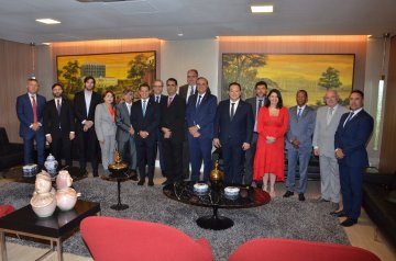 Desembargadores e juízes participaram da reunião 