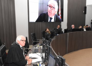 Desembargador fez um discurso emocionado em sua despedida