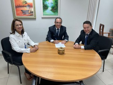 Ana Valdete e os juízes Manoel Abrantes e Herbert Lisboa 