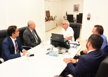 Reunião com o prefeito Cícero Lucena 