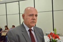 Foto do Juiz Adhailton Lacet Correia Porto