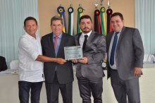 Foto: Desembargador José Aurélio da Cruz agradeceu pelas honrarias
